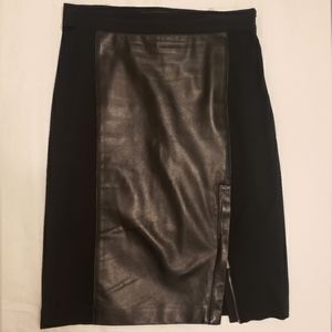 Weekend MaxMara Black Leather Skirt Sz 6